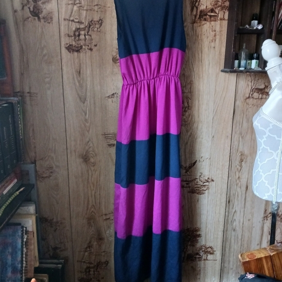 Julie's Closet Fuschia Navy Blue Color Block Maxi Dress - Picture 3 of 7
